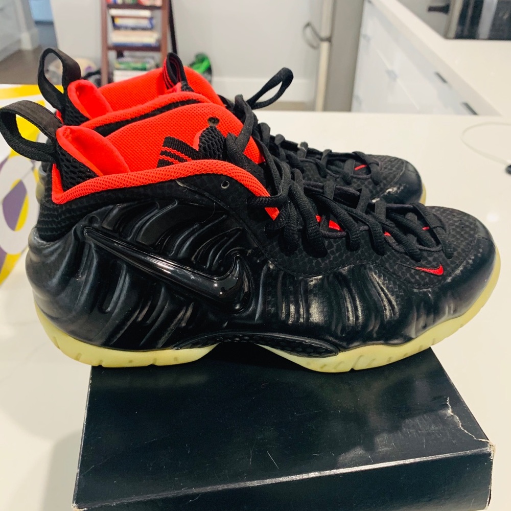 Air Foamposite Pro Yeezy - Picture 3 of 7